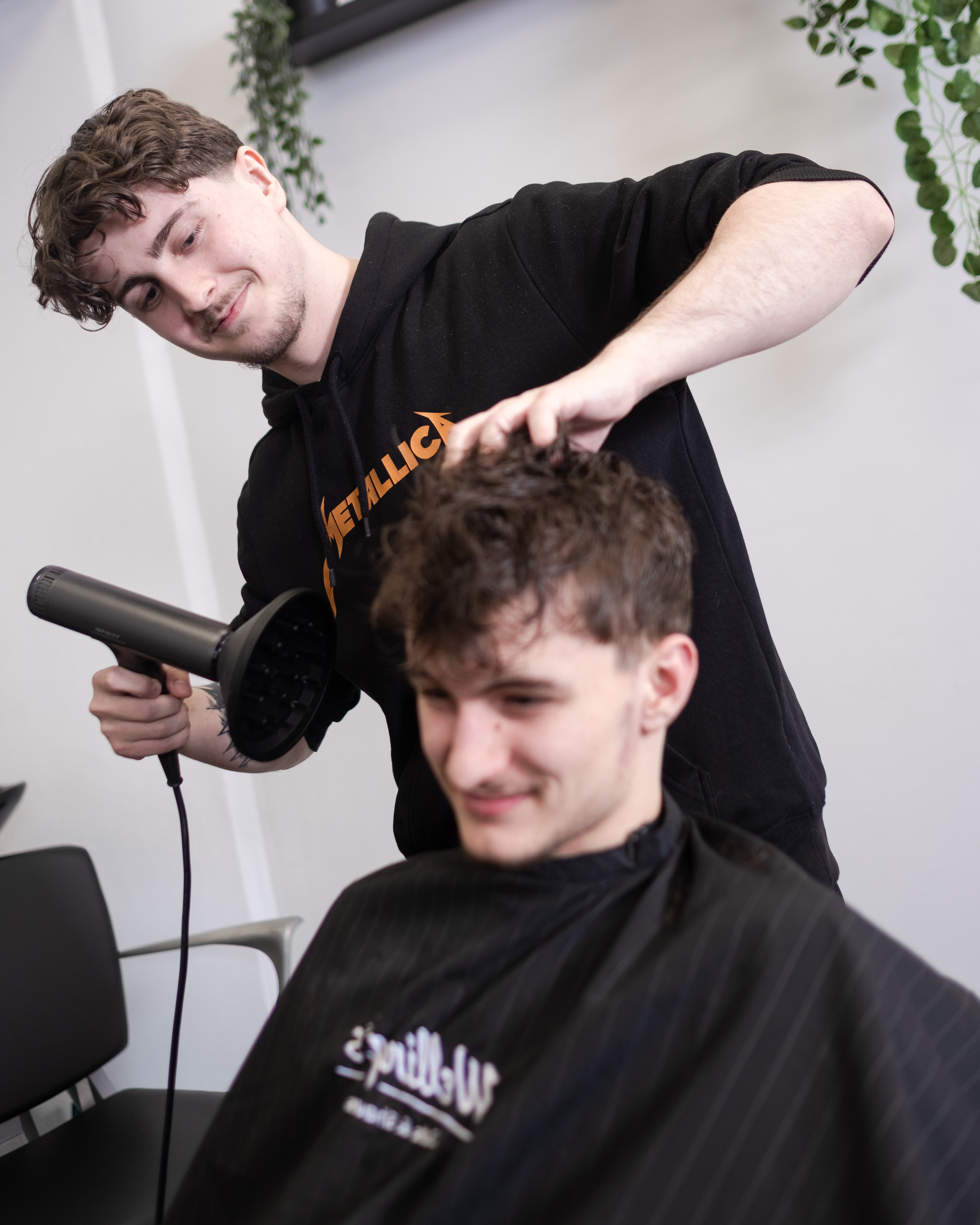Sammy, herenkapper bij Welling's Cuts & Shaves
